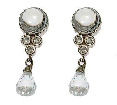 Beautiful Sterling Silver Earrings. Sparkling Crystals Hanging. Rhodium Plated To Prevent Tarnishing.